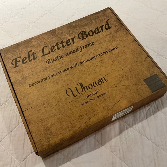 Whoaon Rustic Wood Frame Gray Felt Letter Board, 10x10 NEW White + Gold Letters - Picture 3 of 3